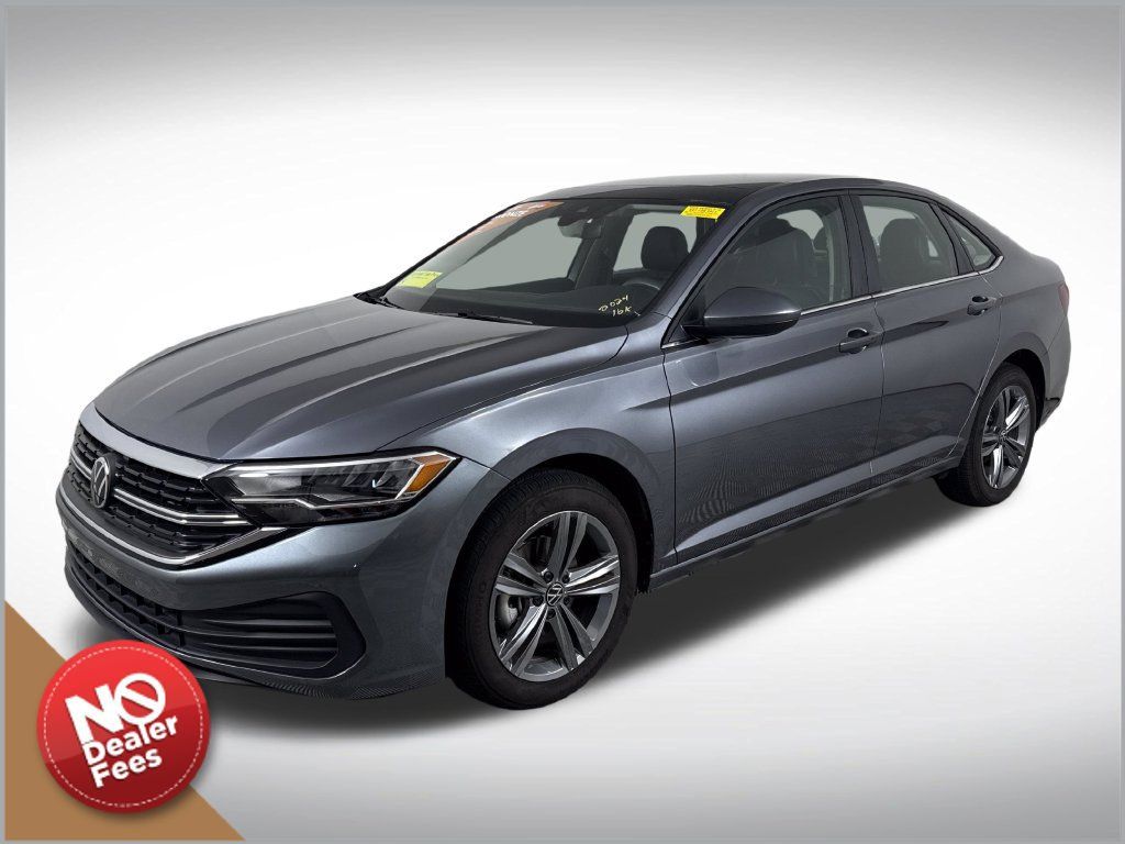 Used 2024 Volkswagen Jetta SE w/ Panoramic Sunroof Package FWD image 8