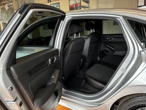 Used 2025 Honda Civic Sport image 27