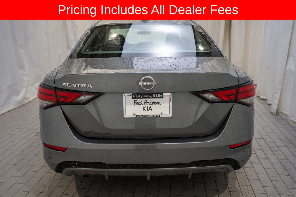 Used 2025 Nissan Sentra SV FWD image 4