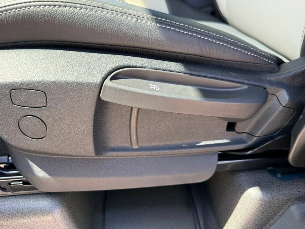 New 2026 INEOS Grenadier Station Wagon AWD/4WD image 21