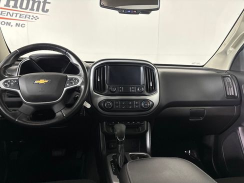 Used 2022 Chevrolet Colorado LT w/ LPO, Tonneau and Step Package AWD/4WD image 20