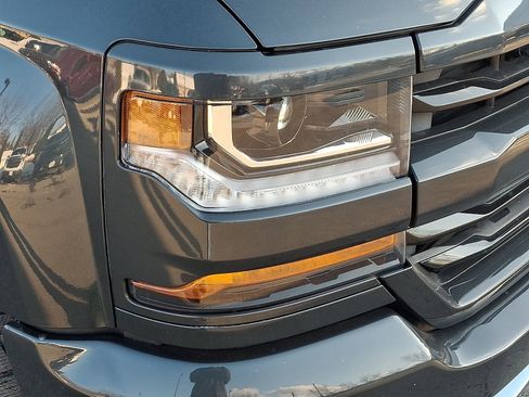 Used 2017 Chevrolet Silverado 1500 LT w/ All Star Edition image 9