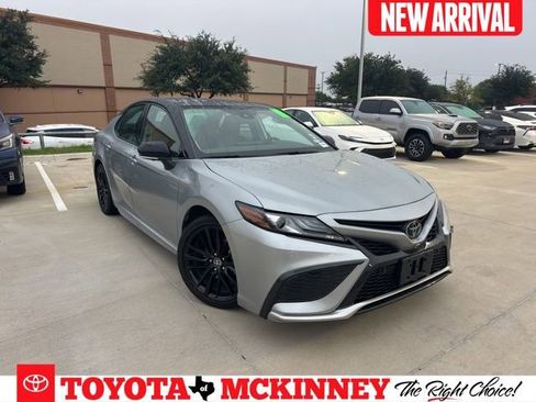 Used 2023 Toyota Camry XSE w/ Navigation Package FWD image 1