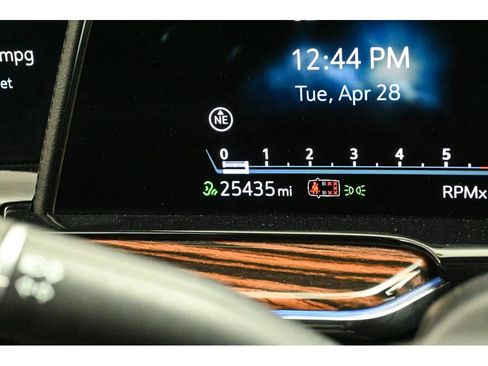 Used 2024 Cadillac Escalade Premium Luxury w/ LPO, Floor Liner Package AWD/4WD image 40