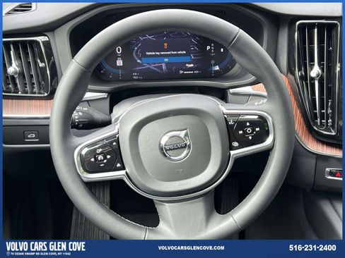 Certified 2024 Volvo XC60 B5 Plus w/ Protection Package Premier image 13
