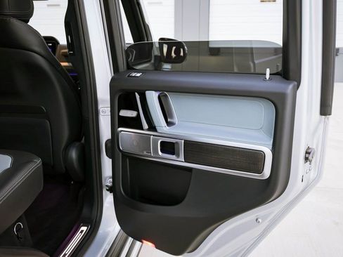 Used 2025 Mercedes-Benz G 550 w/ Manufactur Interior Package image 28