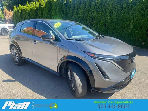 Used 2023 Nissan Ariya AWD image 16