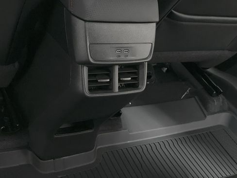 New 2026 Chevrolet Equinox RS w/ LPO, Floor Liner Package image 79