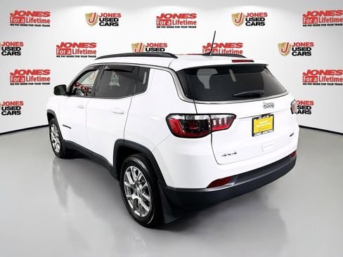 Used 2023 Jeep Compass Latitude w/ Sun and Sound Group image 2