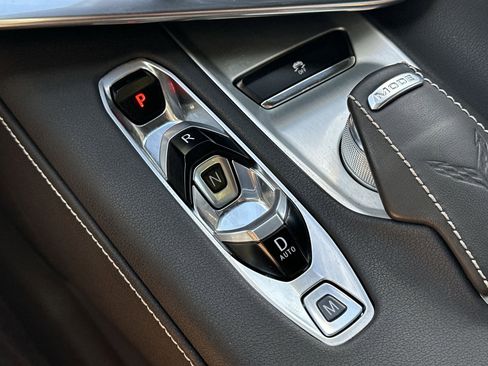 Used 2023 Chevrolet Corvette Stingray Convertible w/ Z51 Performance Package image 21