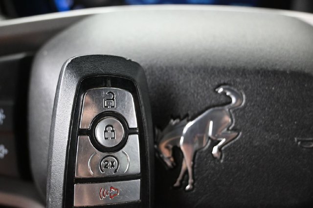 Used 2021 Ford Bronco First Edition AWD/4WD image 38