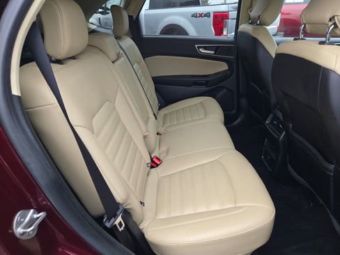 Used 2019 Ford Edge SEL w/ Equipment Group 201A image 9