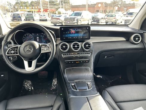 Used 2022 Mercedes-Benz GLC 300 GLC 300 image 18