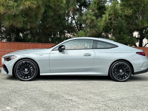 New 2026 Mercedes-Benz CLE 450 4MATIC Coupe image 7