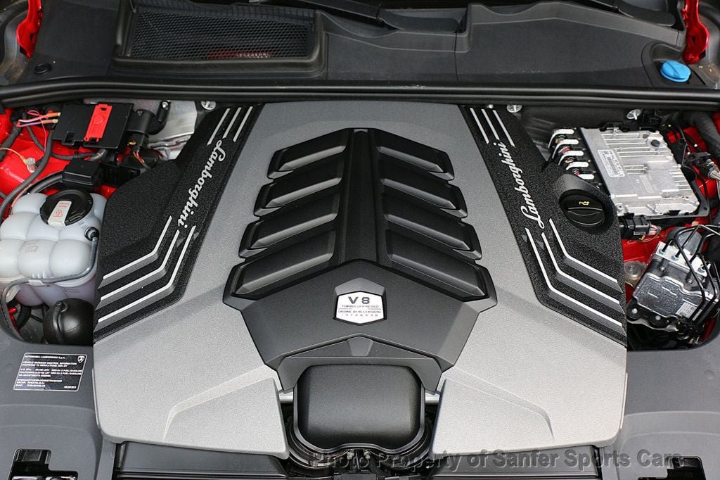 Used 2024 Lamborghini Urus S AWD/4WD image 16