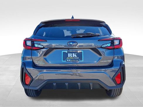 Used 2024 Subaru Crosstrek 2.0i image 5