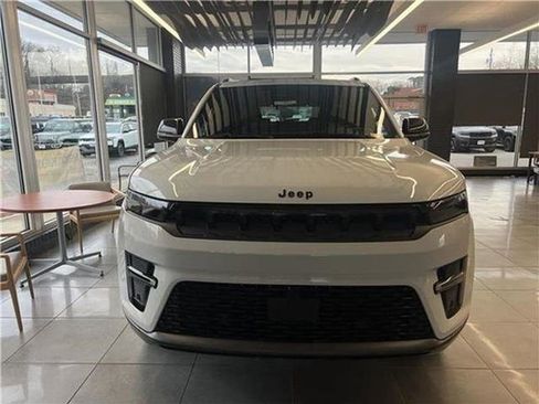 New 2026 Jeep Grand Wagoneer Limited image 47