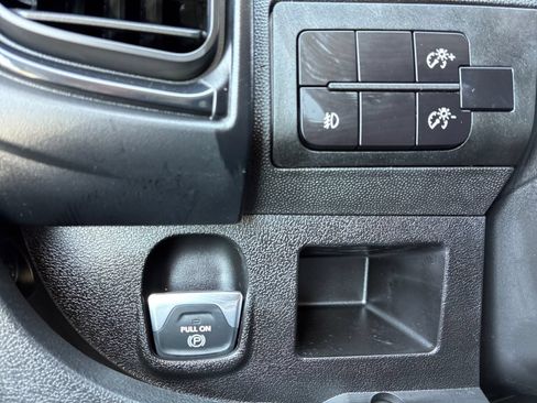 New 2027 RAM ProMaster 2500 w/ Convenience Group FWD image 5