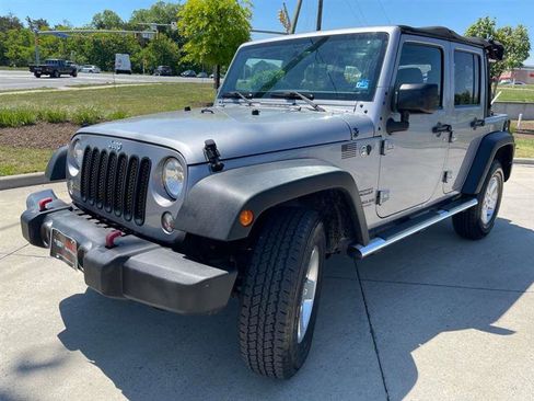Used 2016 Jeep Wrangler Unlimited Sport w/ Quick Order Package 24S AWD/4WD image 43