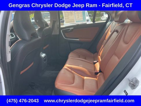 Used 2017 Volvo S60 T5 Inscription AWD/4WD image 39