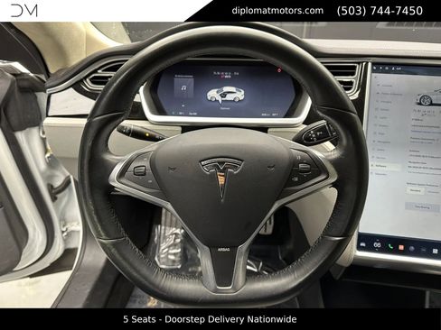 Used 2013 Tesla Model S Performance RWD image 28