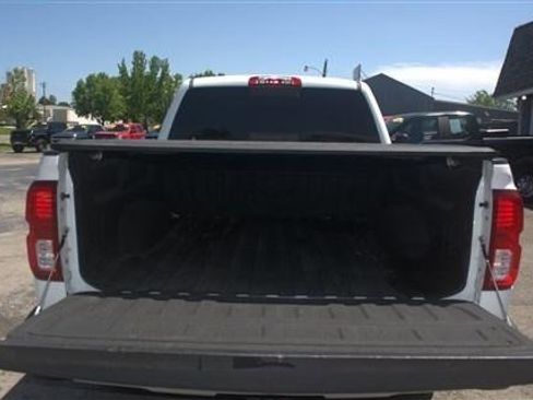 Used 2016 Chevrolet Silverado 1500 LTZ Z71 w/ LTZ Plus Package AWD/4WD image 21
