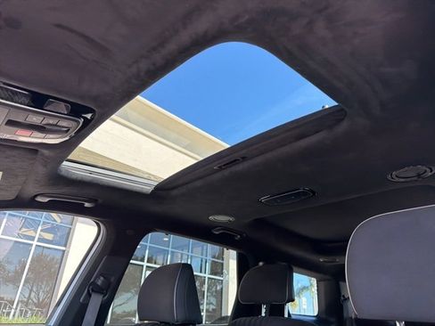 Used 2024 Hyundai Palisade Calligraphy image 15