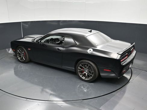 Used 2016 Dodge Challenger SRT w/ Technology Group RWD image 52