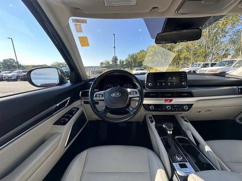 Used 2021 Kia Telluride S AWD/4WD image 16