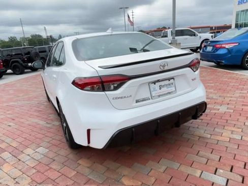 Used 2024 Toyota Corolla XSE FWD image 8