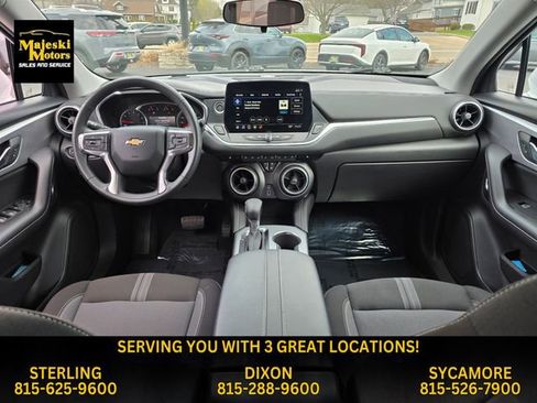 Used 2025 Chevrolet Blazer LT image 13