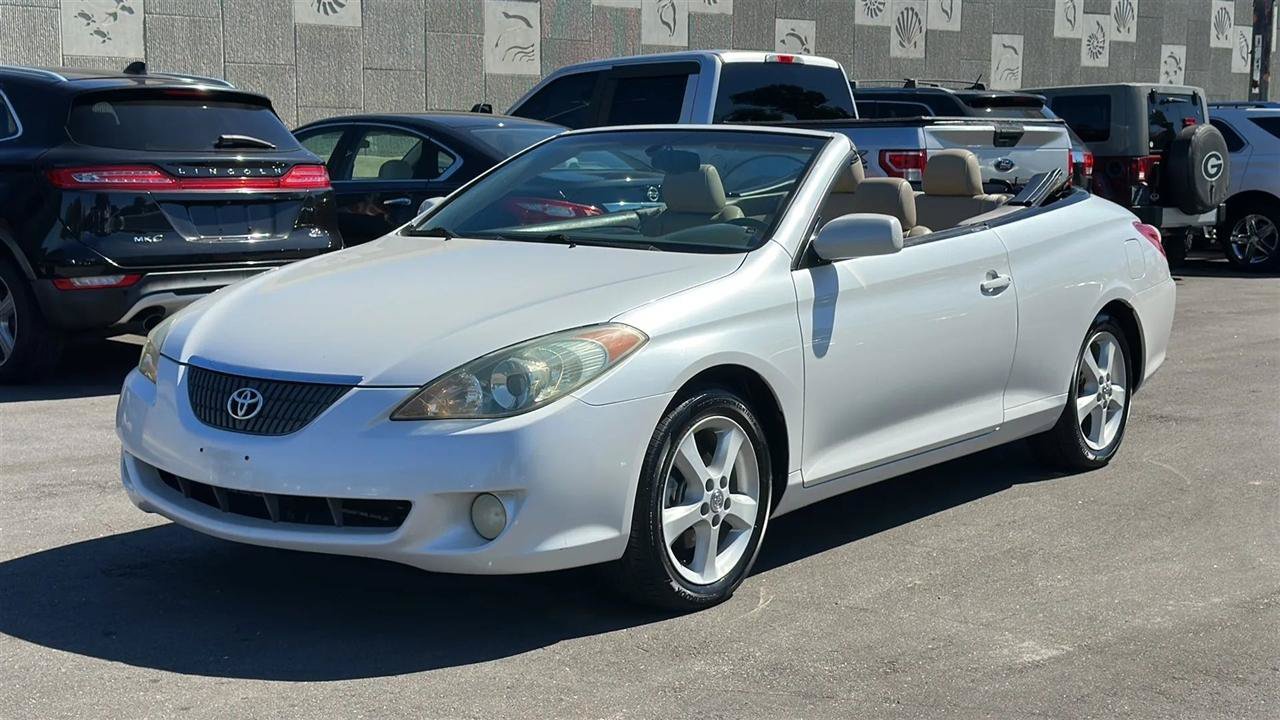 Used 2006 Toyota Solara SLE FWD image 2