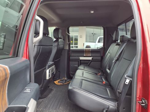 Used 2019 Ford F150 Lariat w/ Equipment Group 502A Luxury AWD/4WD image 28