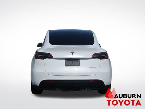 Used 2023 Tesla Model Y Long Range image 5