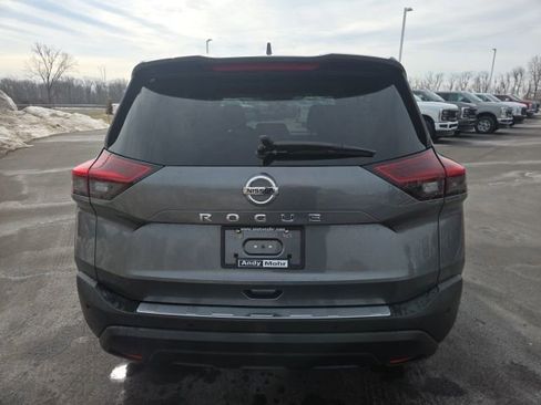 Used 2021 Nissan Rogue S image 9