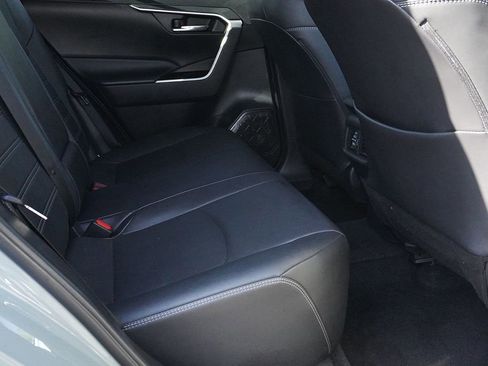 Used 2023 Toyota RAV4 XLE Premium AWD/4WD image 32