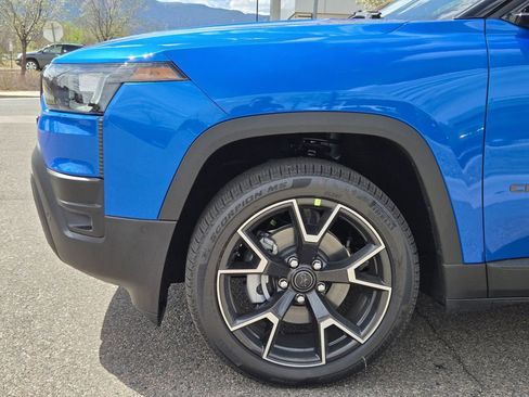 New 2026 Jeep Cherokee Overland AWD/4WD image 6