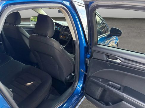 Used 2018 Ford Fusion S w/ Equipment Group 101A FWD image 17