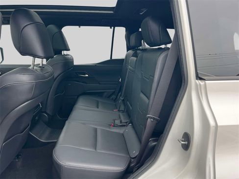 Certified 2025 Lexus GX 550 w/ Accessory Package (2T) image 12