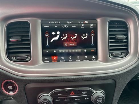 Used 2023 Dodge Charger R/T w/ Harman/Kardon Audio Group image 17