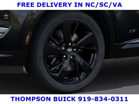 New 2025 Buick Envision Sport Touring image 9