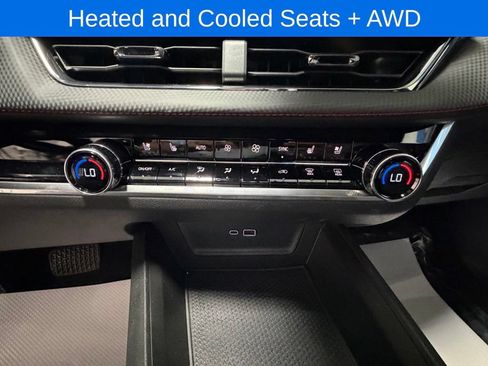 Used 2026 Chevrolet Equinox RS w/ Convenience Package III AWD/4WD image 15