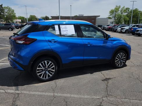 Used 2022 Nissan Kicks SV FWD image 14