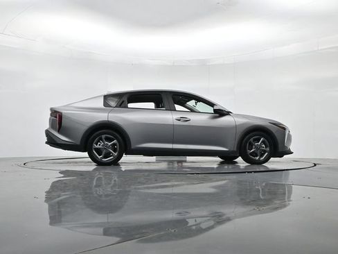 Used 2025 Kia K4 FWD image 34