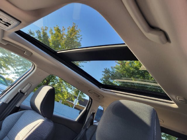 Used 2021 Nissan Rogue SV AWD/4WD image 8