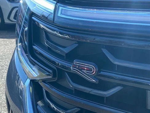 Certified 2024 Volkswagen Atlas Cross Sport SEL Premium R-Line image 5