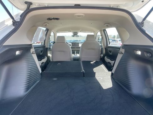 Certified 2024 Honda HR-V LX image 25