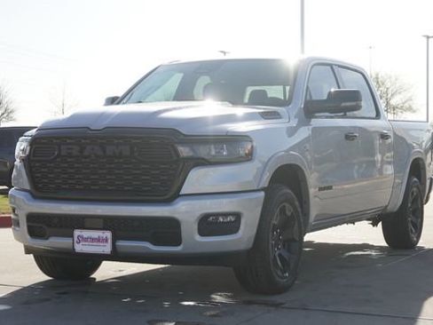 New 2026 RAM 1500 4x4 Crew Cab image 3