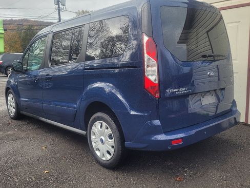 Used 2021 Ford Transit Connect XLT image 6