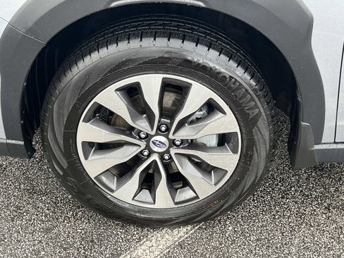 Certified 2025 Subaru Outback Limited image 11